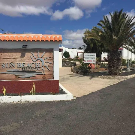 Encantador Con Vistas A La Piscina Apartamento *