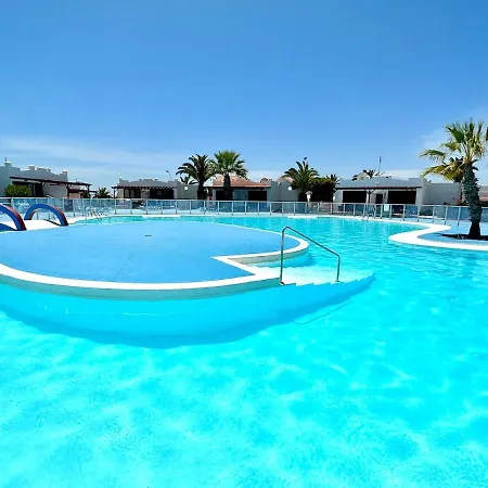 Apartment Encantador Con Vistas A La Piscina